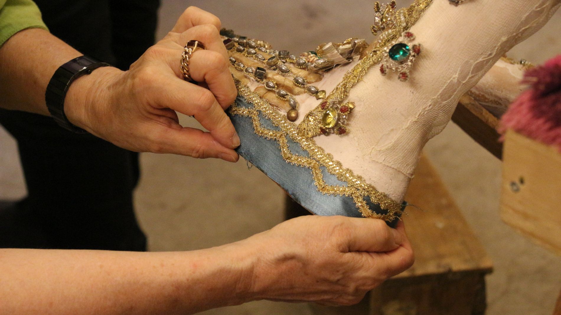 Tomedi Textilrestaurierung